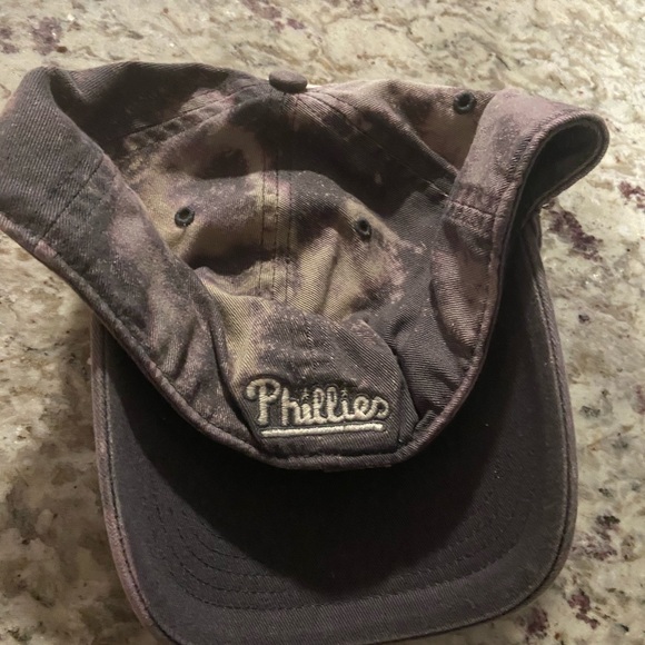 Vintage Dyed Philadelphia Phillies Fitted Hat - Picture 2 of 3
